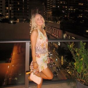 Meet your Posher, Jane